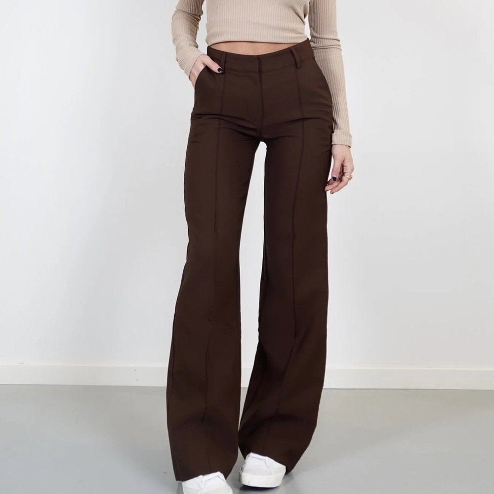 Venderby’s Vera Wide Trousers in Brown XS